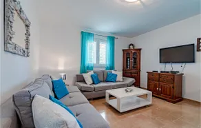 Stunning Home In Dingac - Image 4