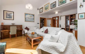 2 bedroom amazing apartment in Icici - Image 3
