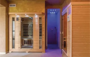 Luksuriøst hjem i Sumber med sauna - Image 3