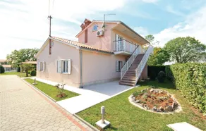 Beautiful Home In Rebici With Sauna - Image 5