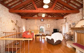 Gorgeous home in Klarici - Image 3