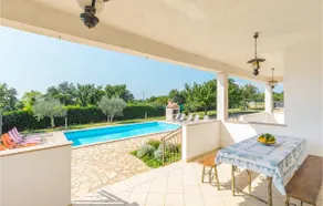 Beautiful home in Visnjan - Image 2