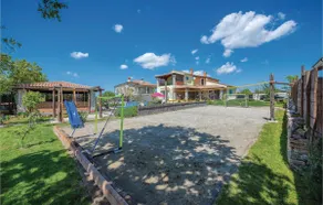 Amazing Home In Rezanci - Image 5