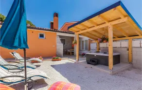 Beach Front Home In Vodnjan - Image 4