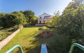 Awesome Apartment In Malinska With Wifi - Image 2