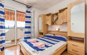 Beautiful Apartment In Dinjiska - Image 3