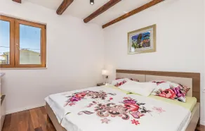 Nice Home in Barbat With Wifi and 2 Bedrooms - Image 5