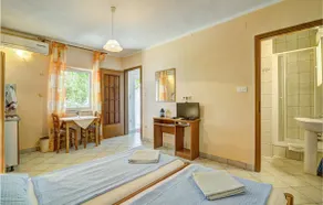 Precioso apartamento en Senj con WiFi - Image 4