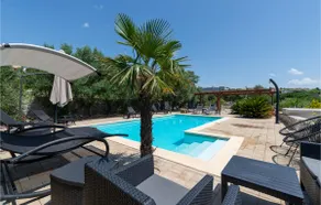 Beautiful home in Rtina - Image 2