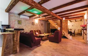 Gorgeous home in Kringa - Image 2