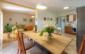 Gorgeous home in Pazin - Image 4
