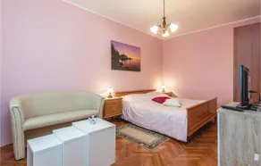 Cozy apartment in Pican with kitchen - Image 3