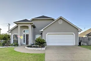 College Station Family Home: 3 Mi to Texas A & M! - Image 3