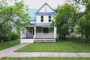 The Contemporary Victorian- Charming Modern Twist - Image 5