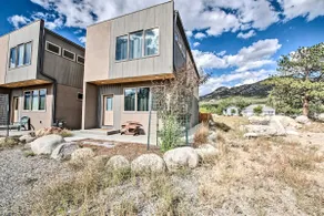 Modern Buena Vista Home w/ Luxe Interior & Views! - Image 2