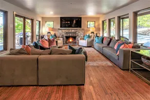 Your Lakefront Luxury - Boat dock, kayaks, firepit - Image 3