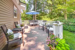 Breathtaking Newbury Cottage w/ Deck on Chalk Pond - Image 2