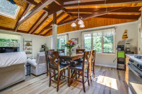 Breathtaking Newbury Cottage w/ Deck on Chalk Pond - Image 3