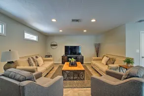 Swim, Putt & Explore! Classic Desert Phoenix Ranch - Image 3