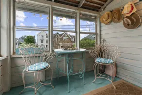 Charming Fairfield Beach Cottage - Image 5