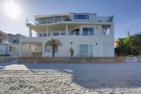 Beachfront San Diego Condo w/ Patio on the Bay! - Image 2