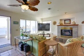 Beachfront San Diego Condo w/ Patio on the Bay! - Image 3