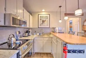 Walk to Lifts: Main Street Breck Condo w/ Mtn View - Image 2