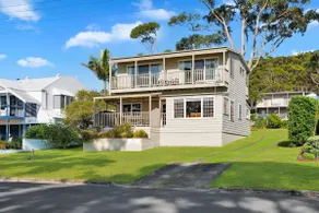 Rowse House Hyams Beach - Image 2