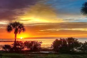 2BR Cedar Key Duplex House mit Dock & Meerblick - Image 2