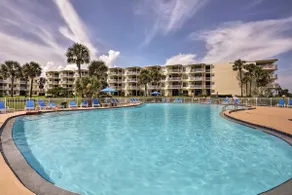 St. Augustine Beach Condo w / Patio & accès à la piscine! - Image 2