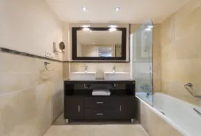 Spectacular apartment in Torrox Costa - Image 4