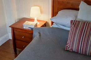 Quaint & Cosy 1 Bedroom Apartment in Queenslander. - Image 5