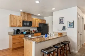 Multi Streaming | Updated Kitchen | Quiet Neighbo - Image 2