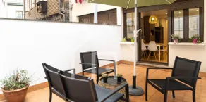 Loft Arco de los Zapatos with a private car park - Image 3