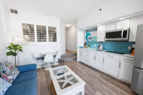 Beach Cove Resort 321 - Direct Oceanfront Balcony with Pools - Image 5