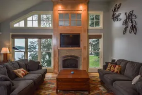 All About the View | Lakefront, Awe-Inspiring View - Image 5