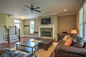Spacious Family-Friendly Retreat w/ Winter Rates! - Image 5