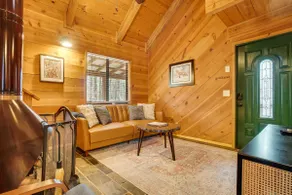1BR Sautee Nacoochee Cabin w / Spacious Deck! - Image 4