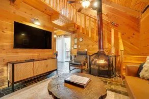1BR Sautee Nacoochee Cabin w / Spacious Deck! - Image 3