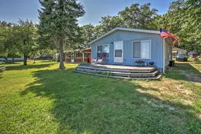 2 Mi to Boat Ramp! Family Cabin on Long Lake - Image 2