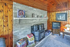 2 Mi to Boat Ramp! Family Cabin on Long Lake - Image 4