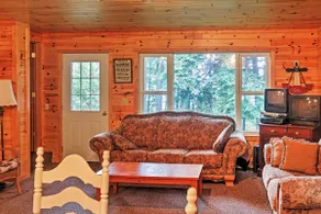 Rustik Lakefront Gould City Cabin m / Rowboat & Dock - Image 3