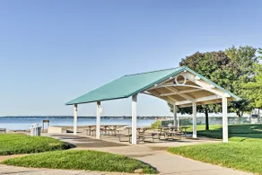 East Tawas Apartamento perto do Lago Huron e Downtown! - Image 3