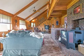 Hideaway on Working Cattle Ranch 26 Mi to Rogerson - Image 4