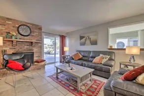 Sun Deck, Hot Tub! Lakefront Tempe House - Image 3