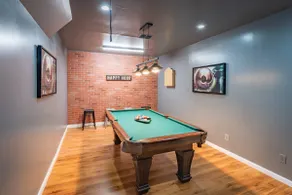 Game Room, POOL & Fire pit at the Medical center - Image 4