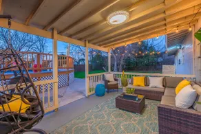 Game Room, POOL & Fire pit at the Medical center - Image 3