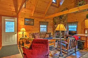 Rustic Dundee Log Cabin w/ Hot Tub & Forest Views! - Image 5