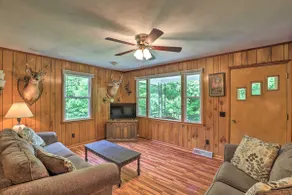 Hike the Appalachian Trail! Serene Marshall Cabin - Image 4