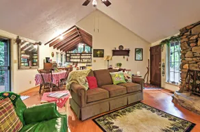 Creekside Cottage: Blue Ridge Mountain Escape! - Image 4